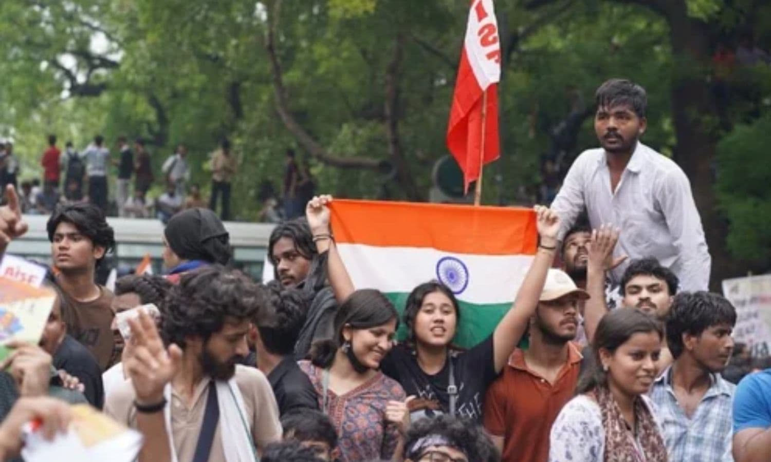 नमन मेरे देश के युवाओं, तुमने सबका सर गर्व से ऊँचा कर दिया